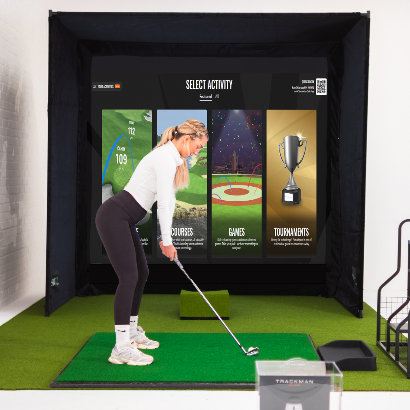 SimBox Golf-Simulator-Gehäuse - 6 Größen (kostenlose Seitenschranken im Wert von £100)