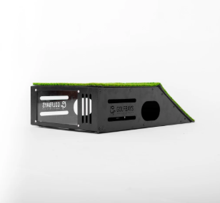 Optoma ZK521ST 4K-Laserprojektor + GolfBays Bodenmontage-Case