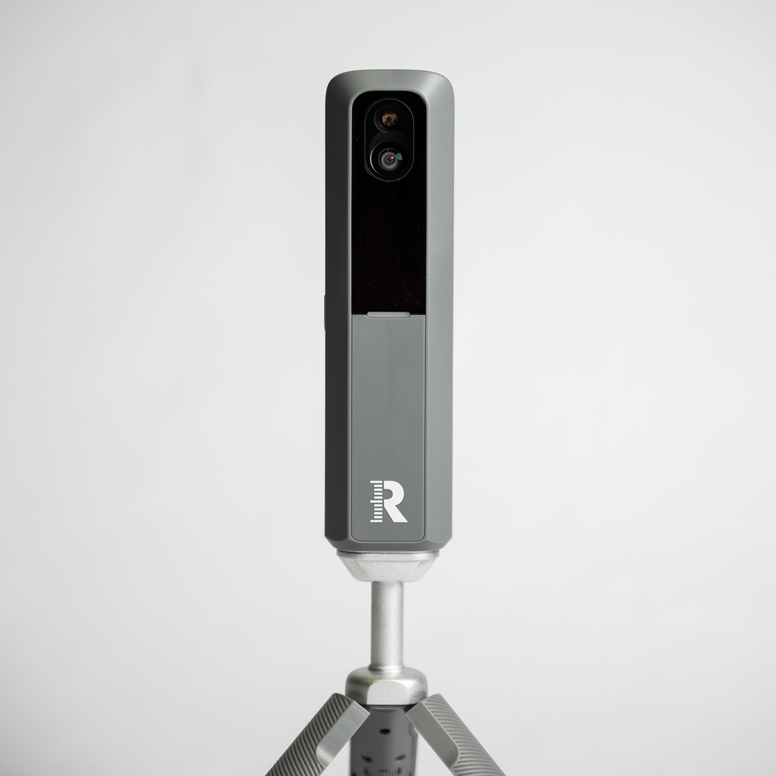 Rapsodo MLM2XPRO mobiler Golf-Launch-Monitor & Simulator