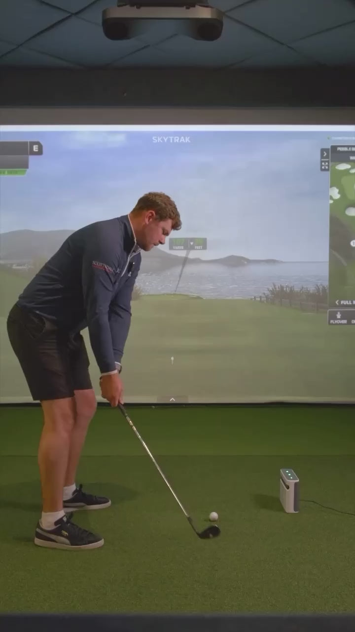 SKYTRAK SimBox Home Golf-Simulator Komplettpaket